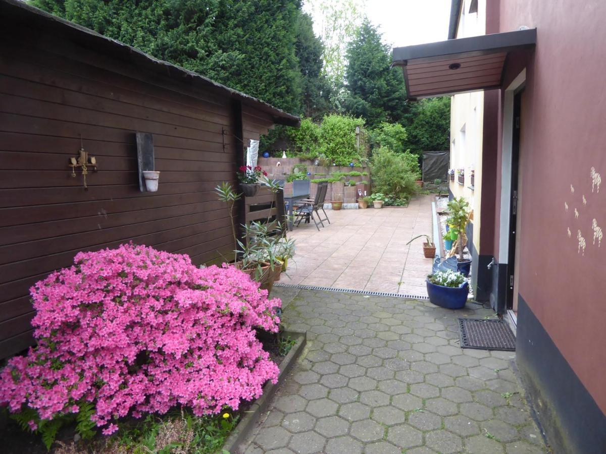 Ferienwohnung Bochum-Eppendorf Екстериор снимка